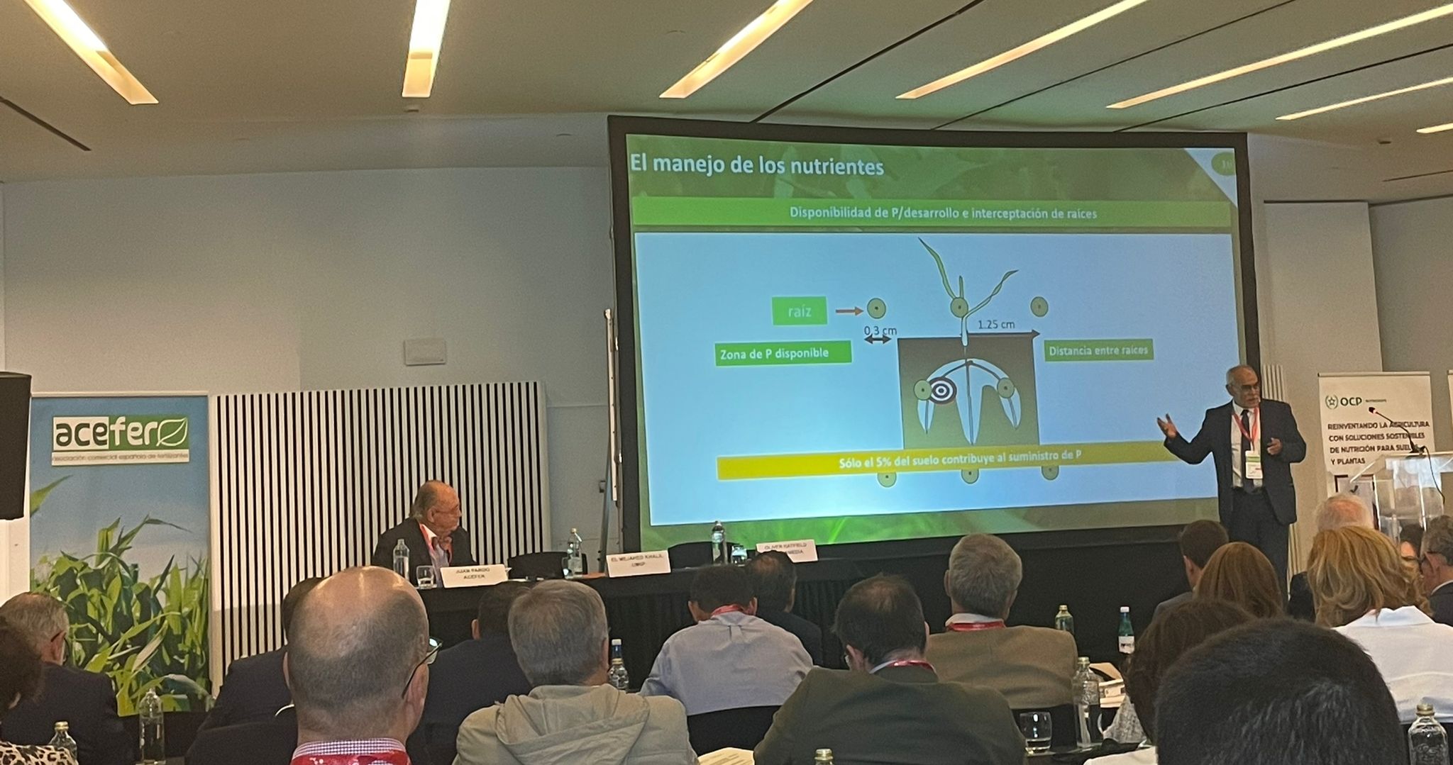 DefederAlcolea's tweet card. Joaquín Saila y Juan Monter representaron a Defeder en el VI Congreso Nacional de Fertilización de ACEFER, celebrado en Madrid los días 25 y 26 de septiembre. Este evento, que reunió a los principa...