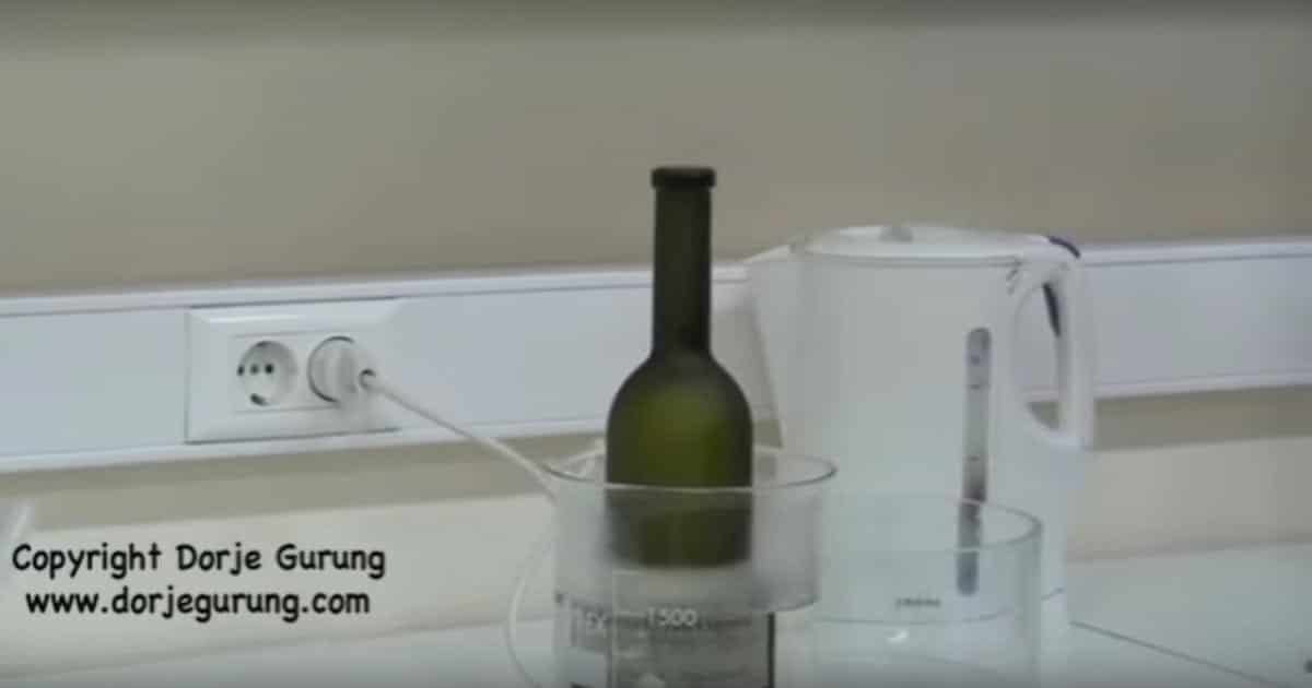 Dorje_sDooing's tweet card. How I used discrepant events in my IB MYP years 4 and 5 Science lessons and links to videos of some of them.