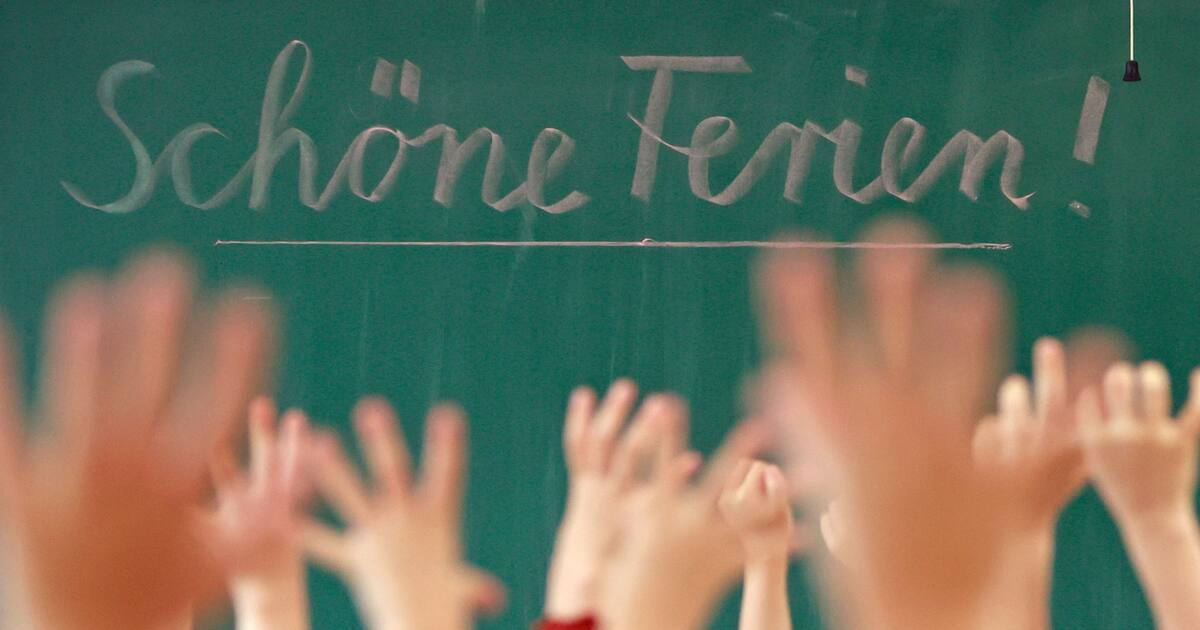 nupian_GmbH's tweet card. Die Herbstferien stehen vor der Tür: Die Jugendpflege Isernhagen hat wieder ein Programm mit vielen Aktionen vorbereitet. So kann man sich dafür anmelden.