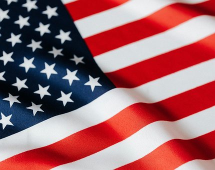 iHodl_com_en's tweet card. The SEC has omitted a specific focus on the cryptocurrency sector from its official examination priorities for 2026.