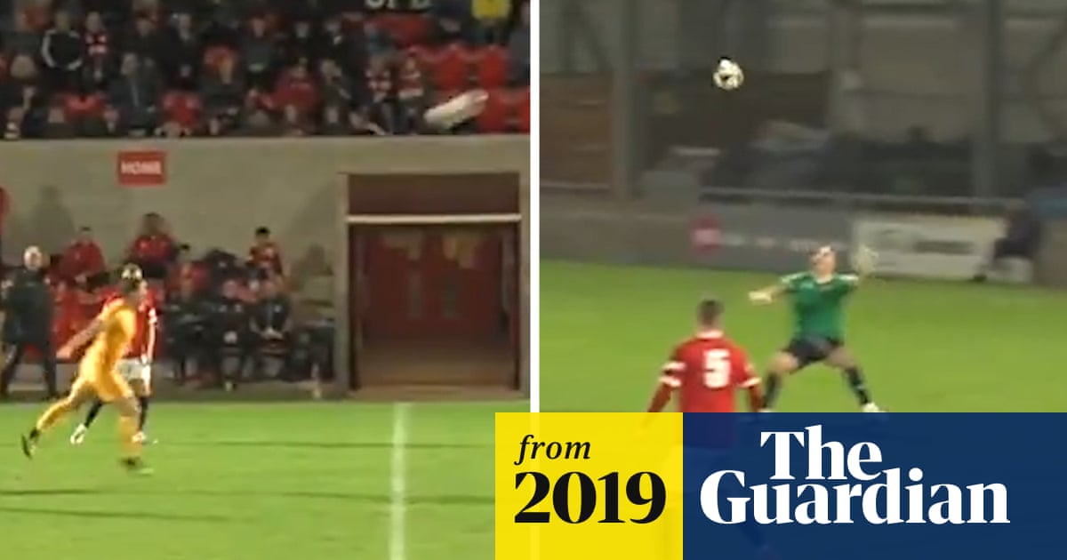 SubTimeApp's tweet card. The commentator can be heard saying 'I don't quite know what happened there' 