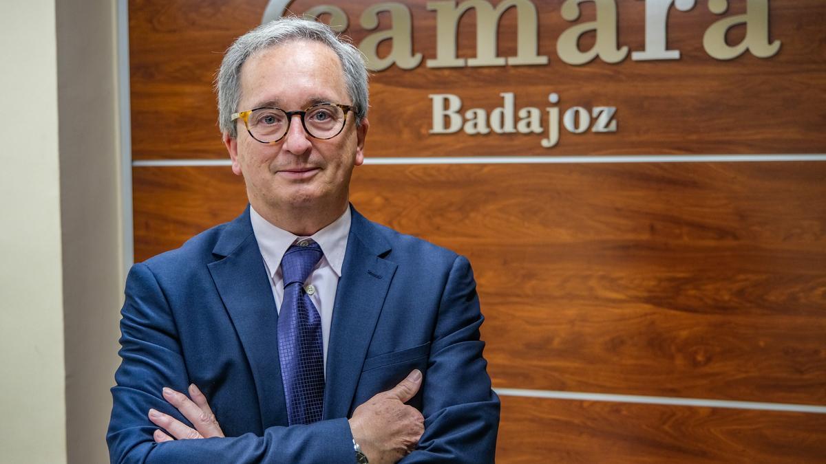 Conecta_IC's tweet card. «Hay empresas que prefieren perder el 5% de la fianza a seguir con la obra y perder el 20%»