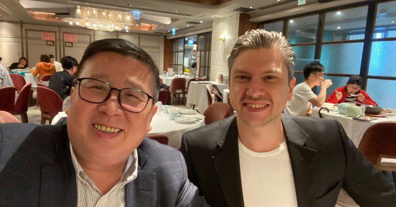 Tweet card summary image