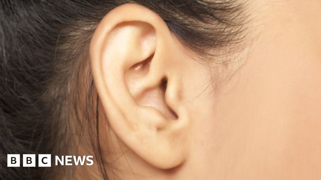 Tech_Away's tweet card. Facebook has denied using audio to target ads, but many people think it can happen.