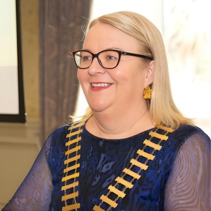 Tweet card summary image