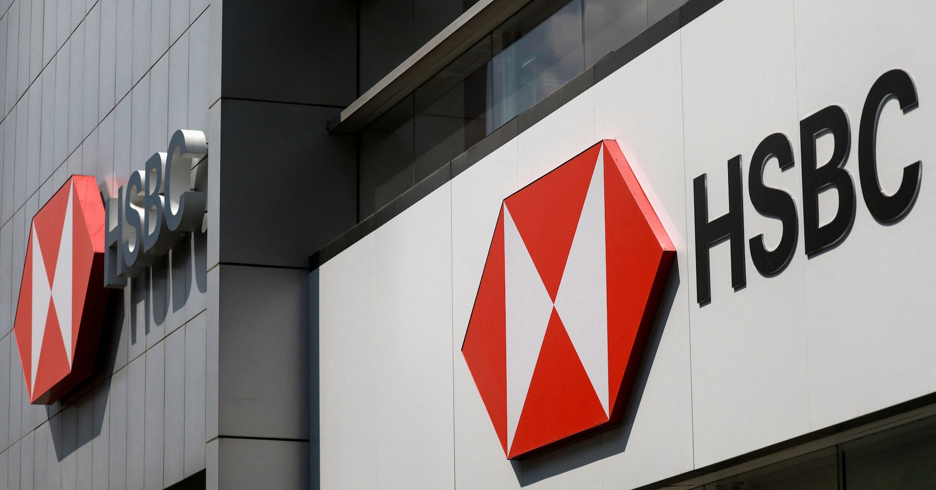 innovaworking44's tweet card. HSBC plans to step up surveillance of staff and buildings by adding more cameras and biometric access to its premises globally, internal documents seen by Reuters show, a move that comes amid growing...