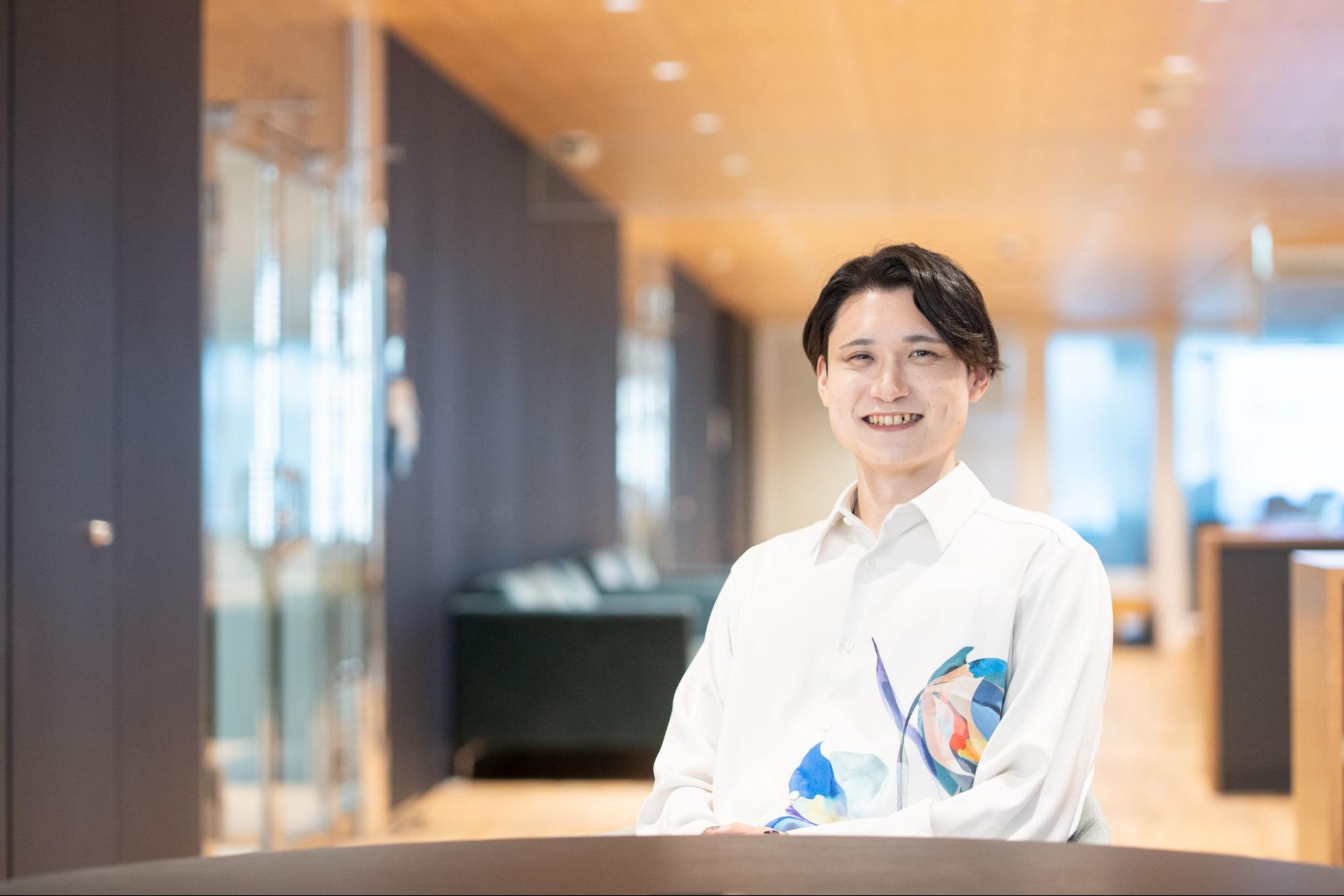 DATUM_STUDIO's tweet card. 要件定義から運用まで伴走し、最適解を導くプロジェクトマネージャーのリアル。主体性を重んじるフラットな組織で仲間と高め合う環境とは。