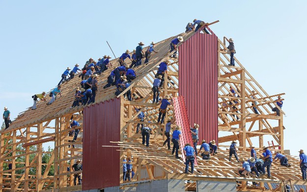 TechWriterr's tweet card. Building Microservices with NodeJS is an event-driven development architecture that allows you to develop feature-loaded, scalable, and reliable applications.