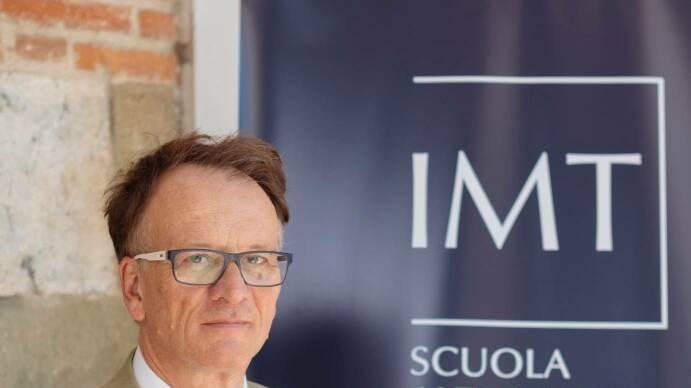 Pietro_Pietrini's tweet card. Gli studi condotti alla Scuola Imt svelano come il nostro comportamento può essere influenzato