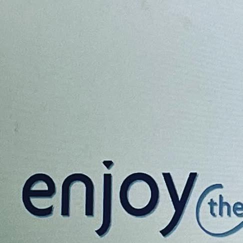 rayrrobyn's tweet card. Raymond Robyn (@success_leaves_breadcrumbs) • Instagram photo