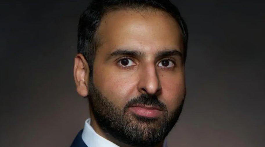 Lalluram_Eng's tweet card. Neville Tata (33), the younger son of Tata Trusts Chairman Noel Tata, has officially joined the board of the Sir Dorabji Tata Trust (SDTT),