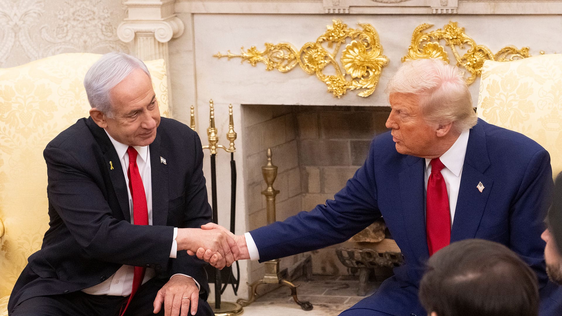 apolut_net's tweet card. Lange wurde über einen Waffenstillstand in Gaza verhandelt, dennoch kam es für viele überraschend, als der US-amerikanische Präsident Donald Trump eine Einigung zwischen den Parteien, und damit einen...
