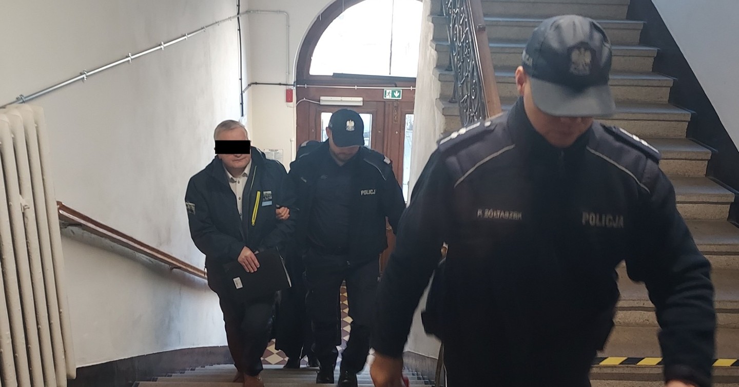 zachodni's tweet card.  