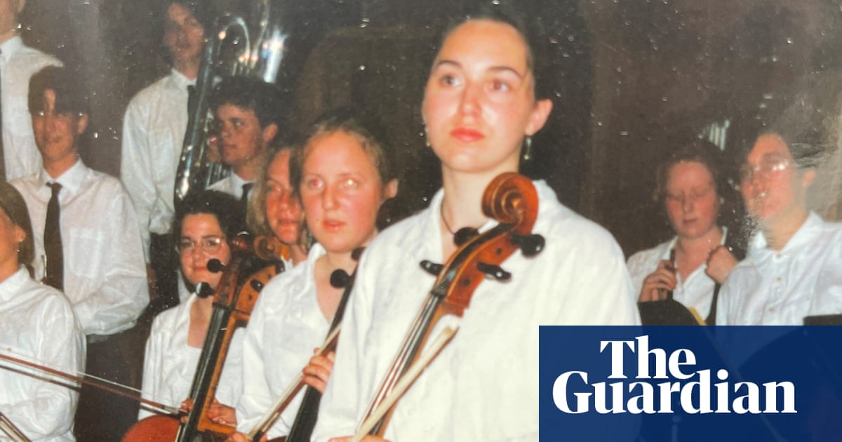 DrKKennedy's tweet card. As a teenager with a scholarship to a prestigious music school, I was looking forward to a future playing Dvořák, Shostakovich and Elgar. Then came the injury that shattered my dreams