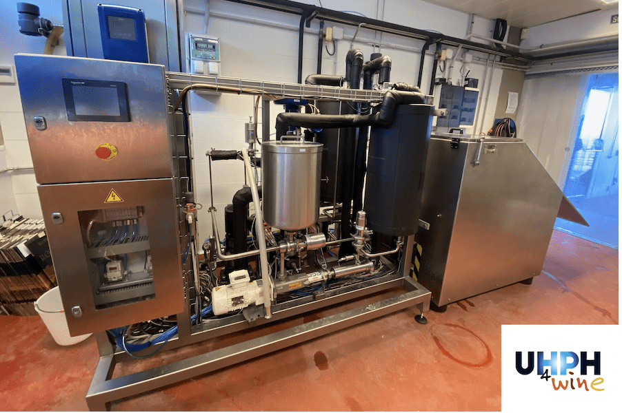 articai_es's tweet card.  Estos vinos, sin sulfitos añadidos, presentan características fisicoquímicas, organolépticas y sensoriales similares a los vinos tradicionales  González Byass (líder), Adegas Valmiñor y VITEC...