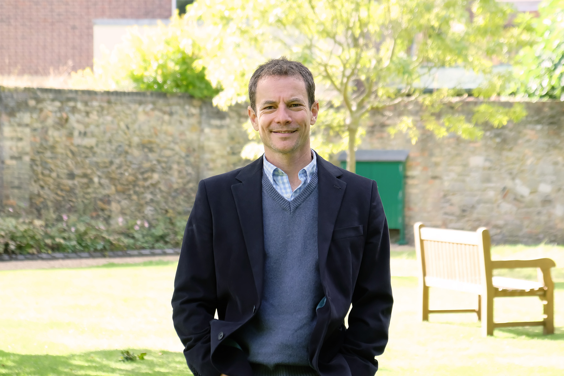 js_simons's tweet card. What is a memory? Is it a distinct pattern of brain activity, a blueprint for future behaviour, or a skill that we can improve with a little training? Probably all these things and more, argues Jon