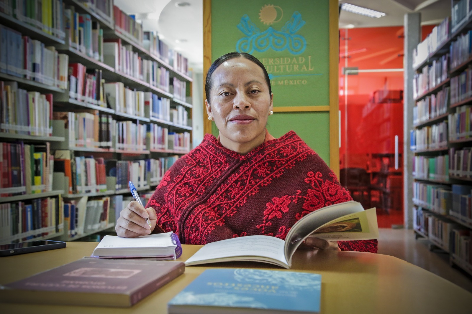 Diario_Portal's tweet card. El gobierno mexiquense impulsa la educación con enfoque intercultural como una herramienta para el empoderamiento de las mujeres indígenas del Estado de México