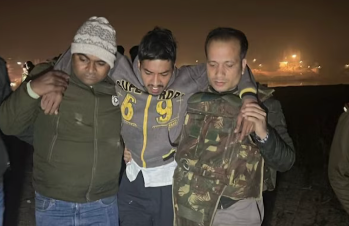 ssharma68's tweet card. Mohammad Irshad had waited for the girl to return with the items she had purchased. Later, he forcibly took her to a secluded spot and committed the act of rape.