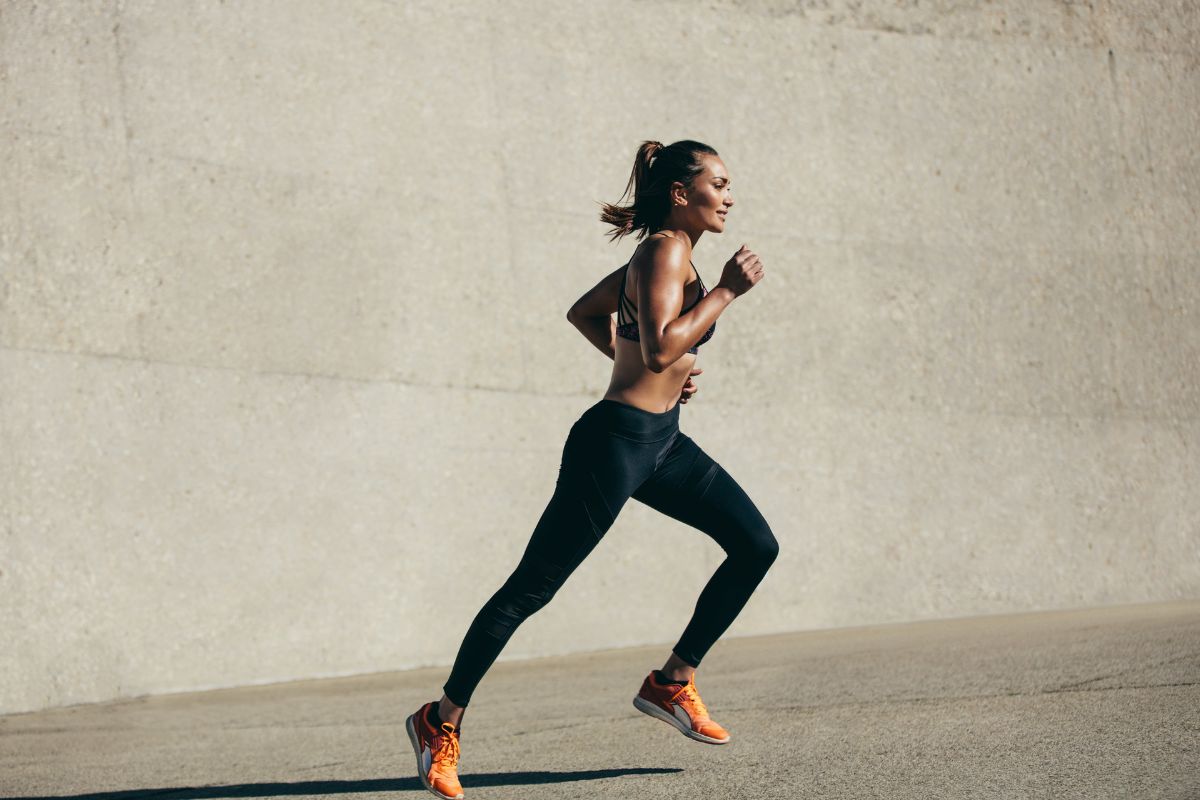 FundsSociety's tweet card. Efectos de orden siguiente del aumento de GLP 1 estudian cambios en habitos de consumo sanidad y perspectivas para empresas