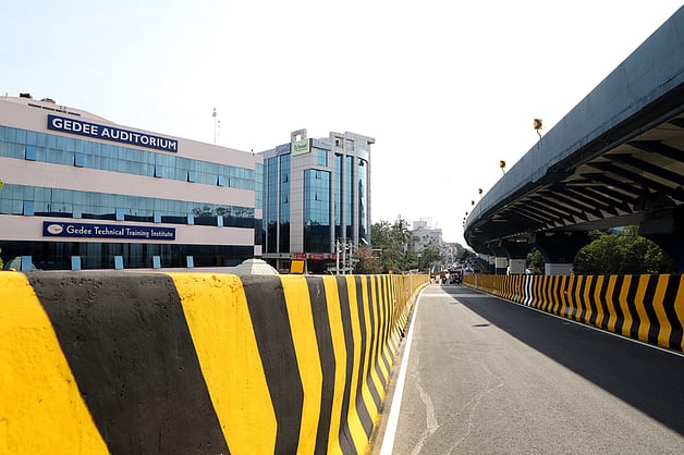 vp_mahesh's tweet card. COIMBATORE: Motorists and social activists in the city have urged the state highways department to install 'traffic spikes' on the up and down ramps of the newl