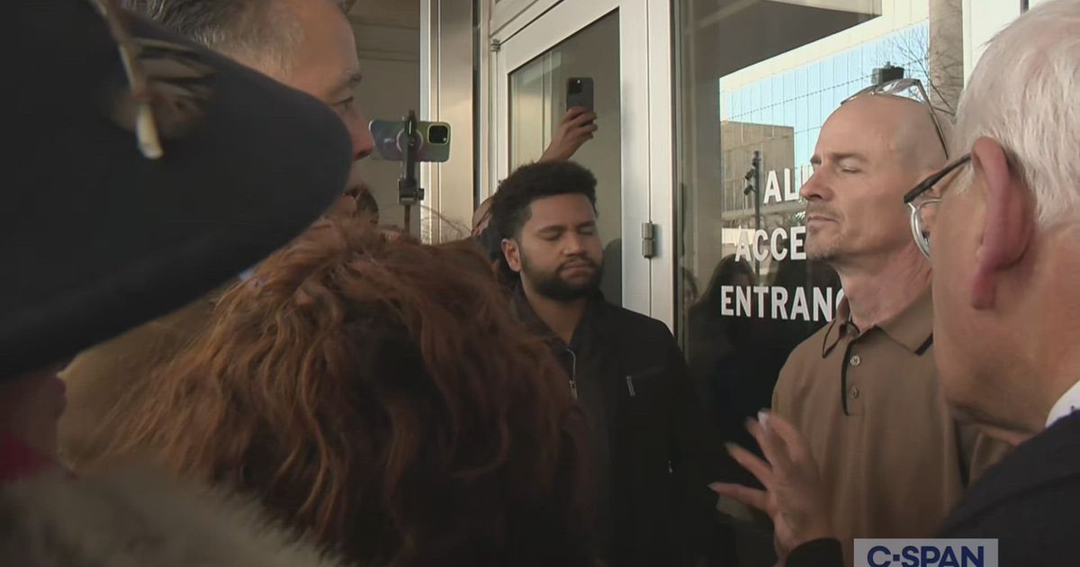 colinubotts's tweet card. The silence of the crowd says it all... Senator-D Maxine Waters's comment to a courageous security guard standing firm to block the entry of over 100 angry members of Congress, who appear like they...