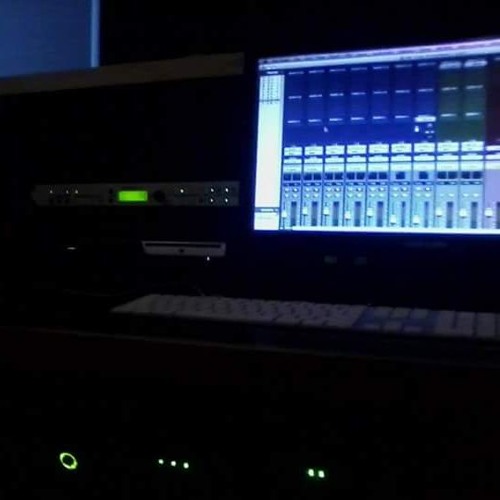 hypertextbeats's tweet card. Midnight Guitar