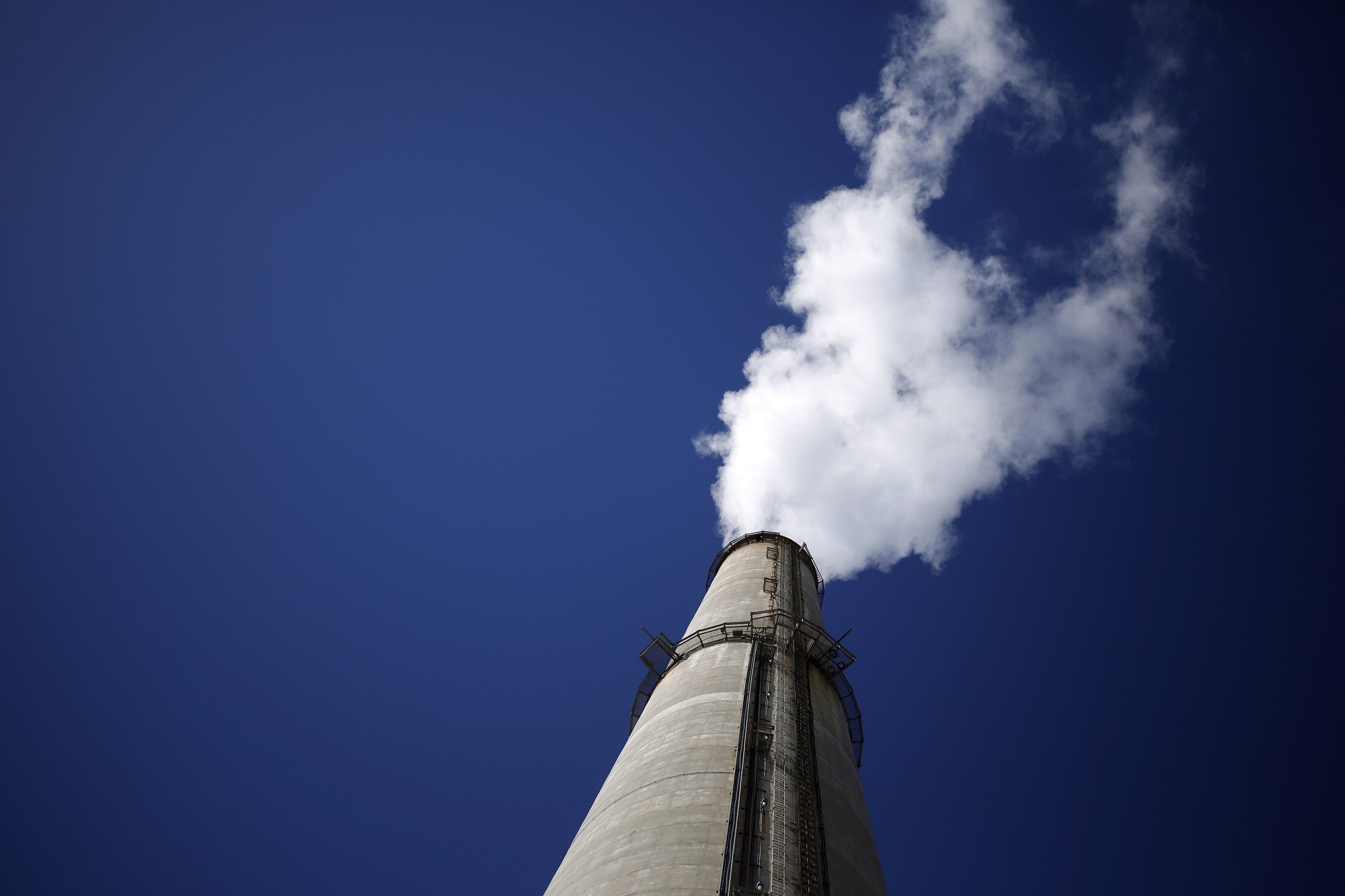 MLiebreich's tweet card. We have known for centuries that coal, oil and gas have driven improvements in standards of living, but have also caused crisis after crisis.