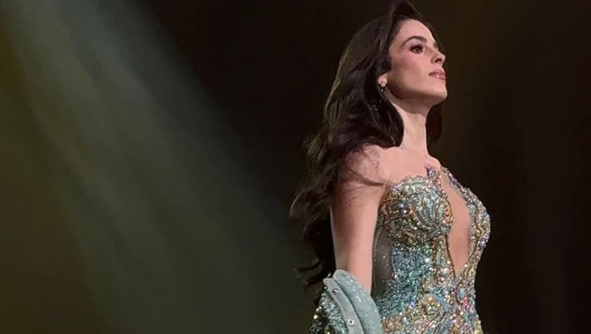 Noticias1activa's tweet card. Exponemos el tenso conflicto entre Fátima Bosch y Nawat Itsaragrisil en Tailandia. Miss México fue humillada públicamente por el director. Conoce su defensa y la postura de Miss Universe México.