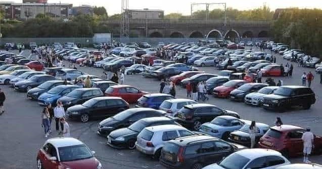 Tweet card summary image