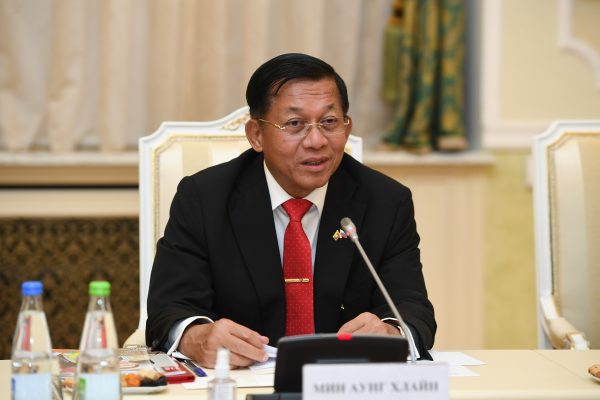 ChinHumanRights's tweet card. The Prosecutor at the International Criminal Court demands an arrest warrant for Myanmar’s dictator Min Aung Hlaing.