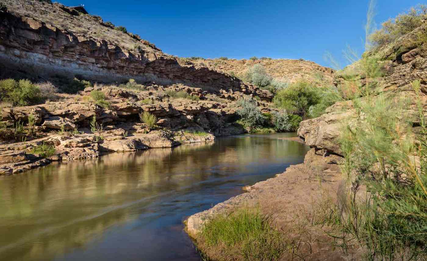 jbarbersolution's tweet card. The Nature Conservancy bought the 419-acre property of Sheep Bridge along the Virgin River near Zion National Park, Utah, to protect it from developement.