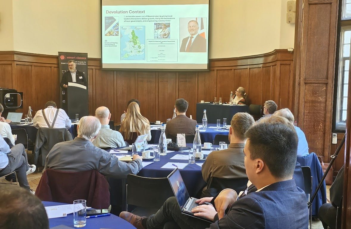 SmartClassesUK's tweet card. Hone your smart strategy! Learn from our latest Smart Class retrospectives, insightful expert views, industry leading research, case studies and more.