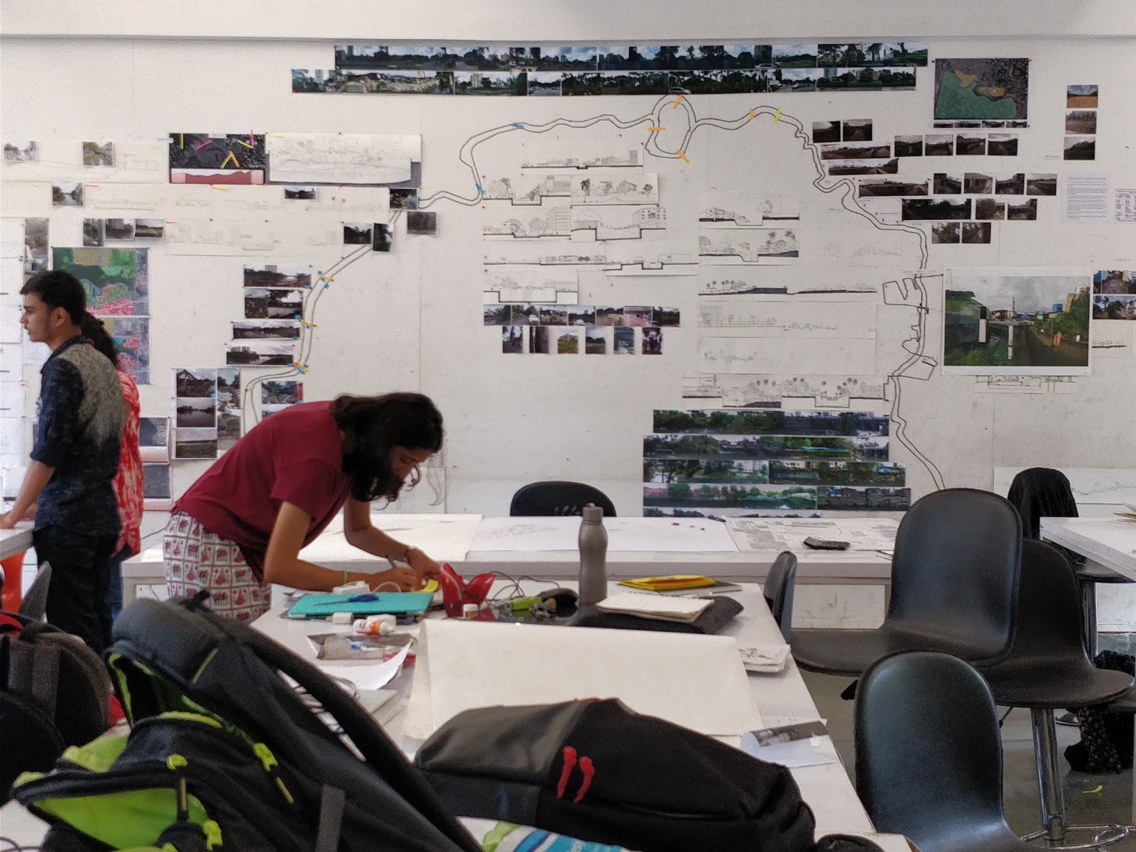 archlivein's tweet card. Ravindra Punde, architect and academician, calls for a fundamental reimagining of architecture education in India, arguing it must shift from colonial pedagogies to address climate change, social...