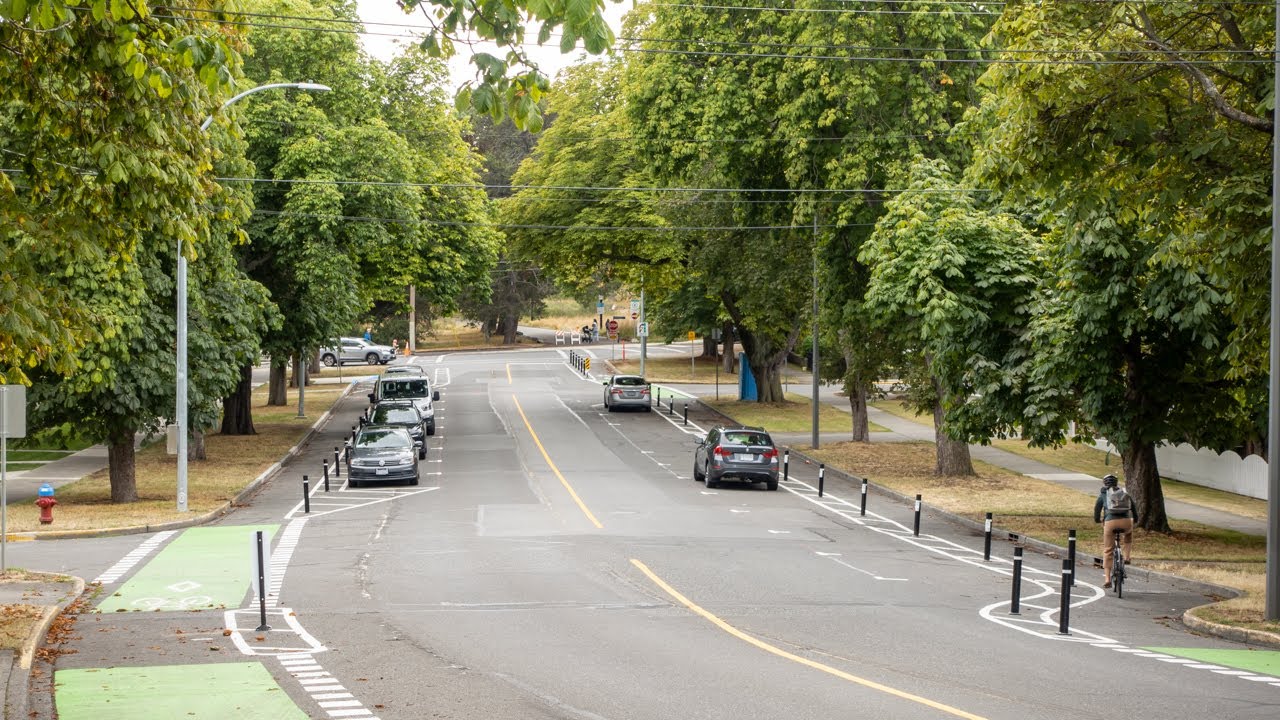MultiModalExp's tweet card. Quadra Street Protected Bike Lane (Victoria, BC - August 2024)