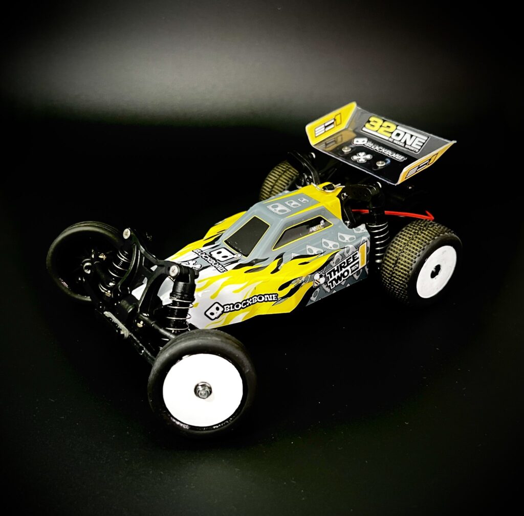 hiro_MINI_Z's tweet card. — 教育×モータースポーツの新しい学習体験へ — 2025年11月14日中国・杭州で開催された Hobby E