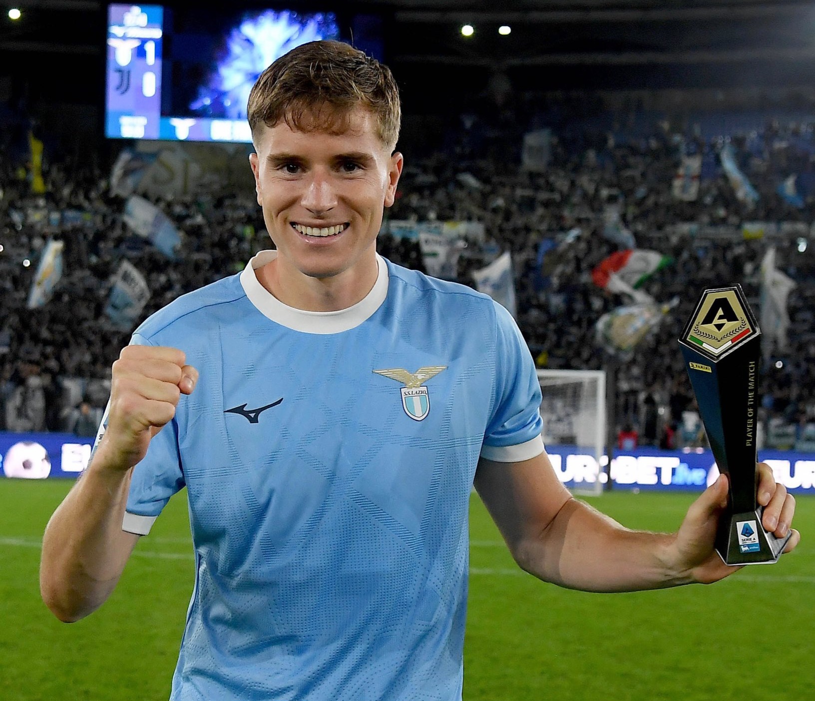 laziolivetv's tweet card. Lazio, Basic potrebbe rinnovare: la situazione In casa Lazio è aria di rinnovi, considerando i…