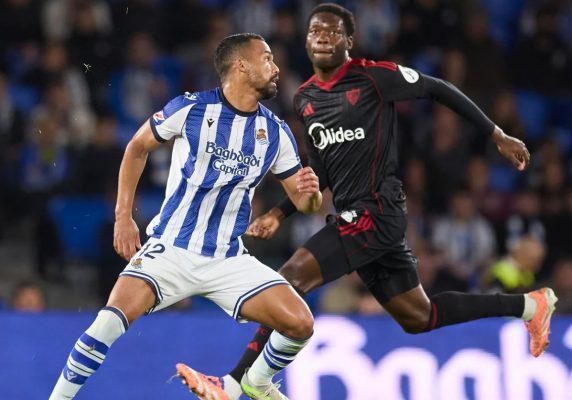 VMScom's tweet card. La enfermería se le ha vuelto a llenar en las últimas semanas a Matías Almeyda, ... Leer mas