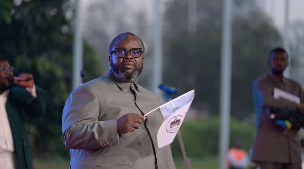 mbotecd's tweet card. Lors de la récente campagne "Docteur Jésus", le pasteur Carlos Baruti a fait une annonce remarquée au sein de la communauté religieuse congolaise. Le responsable de l'église Baruti Tabernacle a en …