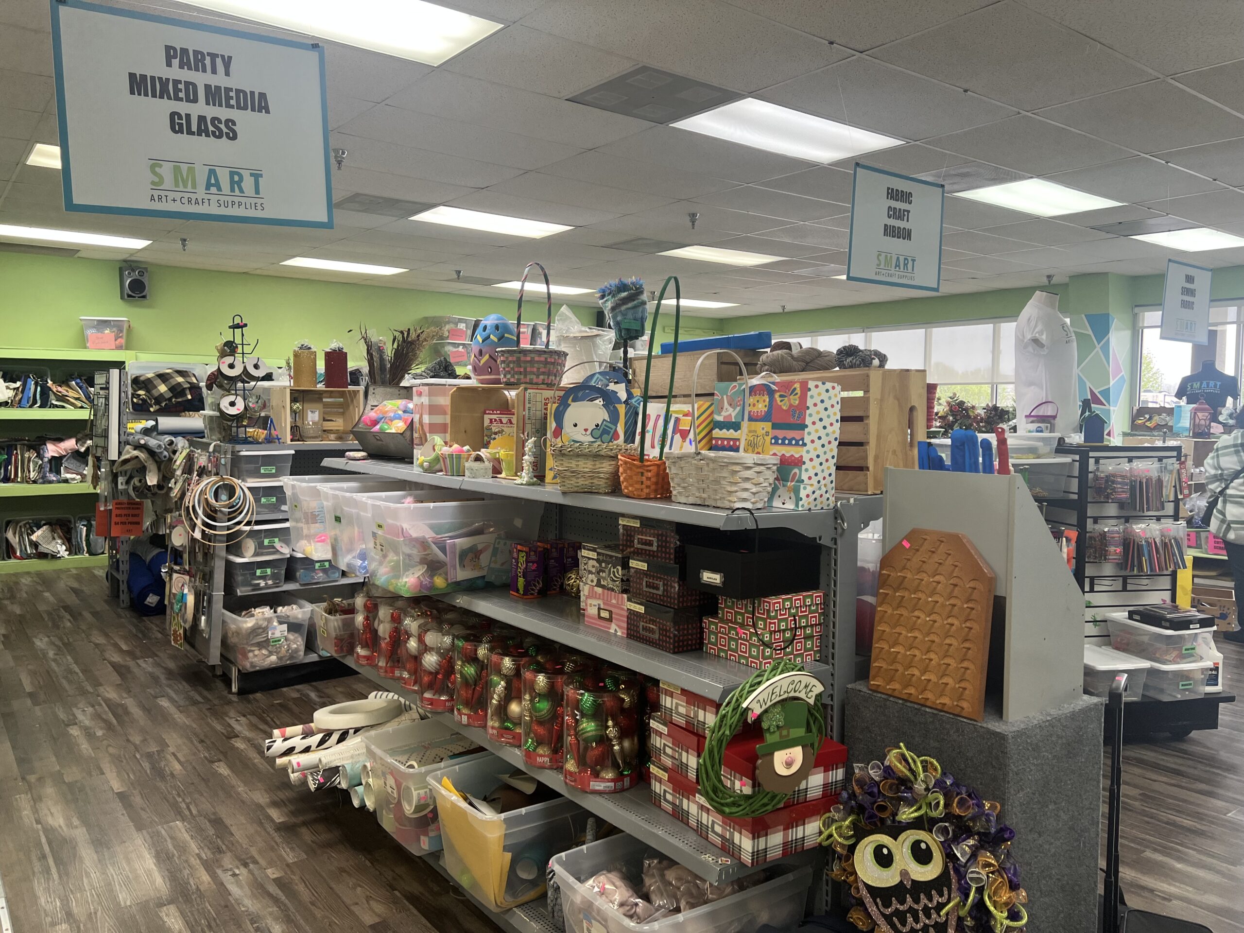 Ms_Cheap's tweet card. The Smart Art and Craft Supplies store is always a good place to find bargains, but this week’s Dollar Days Sale makes the deals even better. The sale, which runs Jan. 25-28, offers everything in...