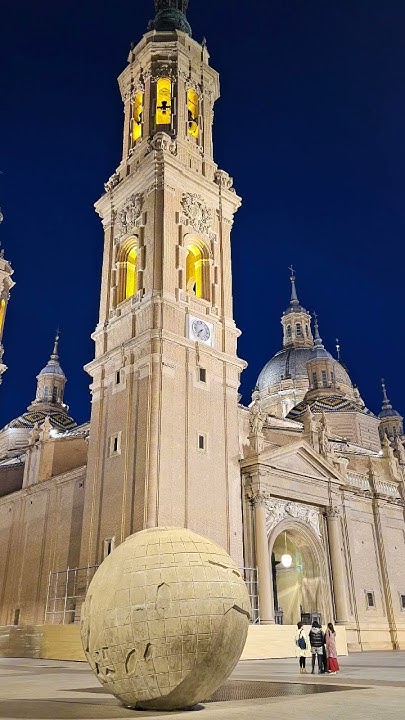 lkjhljs's tweet card. #사라고사  필라성모대성당 Basilica del Pilar  Plaza San Felipe   Murallas...