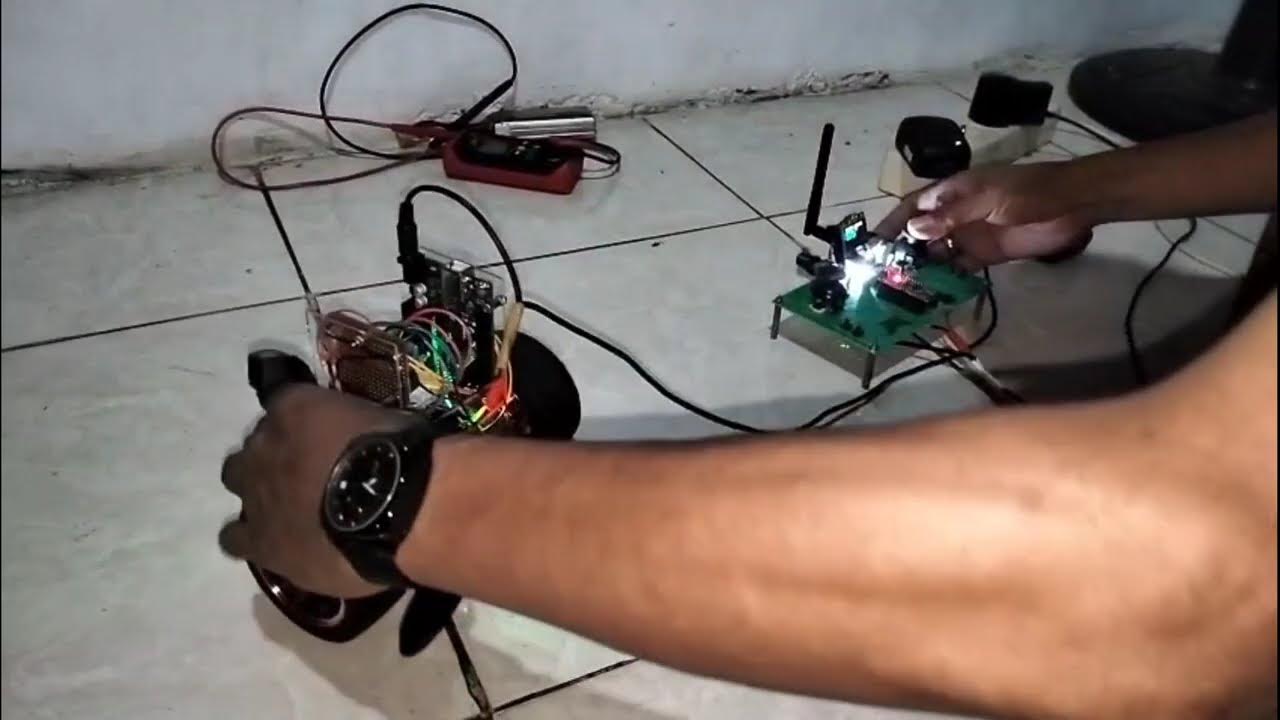 ArduJimmy's tweet card. Self Balancing Robot with Arduino UNO + NRF24L01 + RISING Mode DEMO