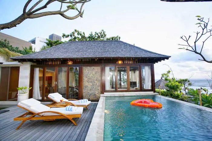 BlogBucket's tweet card. Go to Bali on Vacation? Here are some awesome tips to help you find a safe and private villa in bali