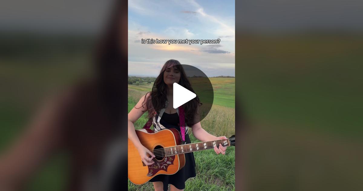 BellesMusic's tweet card. 675 likes, 46 comments. “new song- lemme know what you think!”