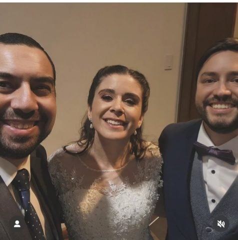 ContrapoderCH's tweet card. Tras la relección de la diputada republicana Chiara Barchiesi, a través de redes sociales recordaron el día que la parlamentaria festejó su matrimonio a pesar de los incendios forestales de febrero...