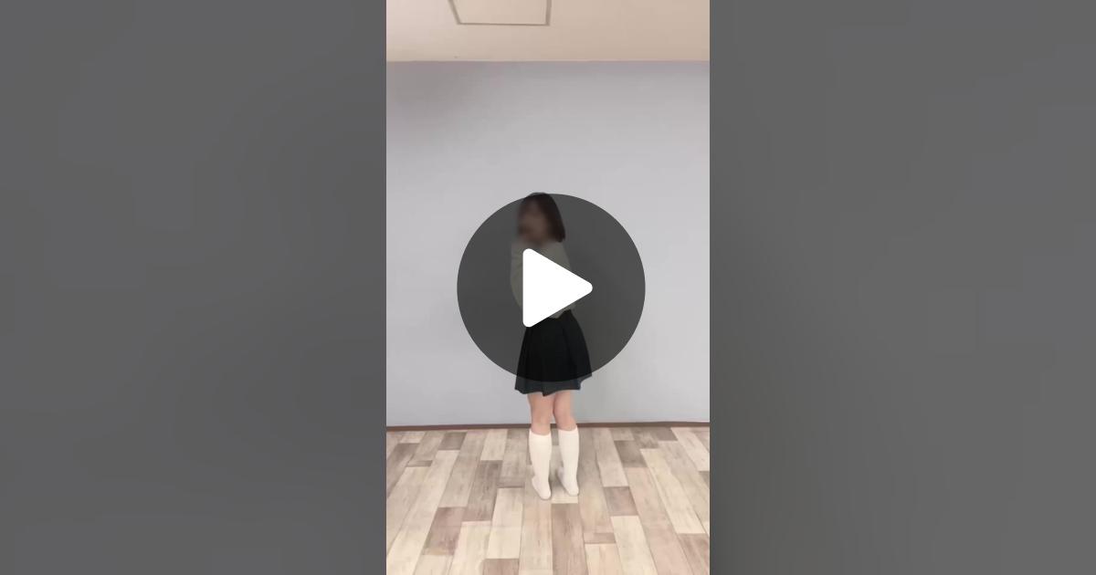 r_chang_'s tweet card. 「いいね」が54件、コメントが8件。「どすこいたうん2丁目」