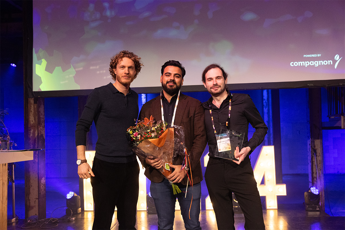 RecrTech's tweet card. In2Dialog heeft de Recruitment Tech Award 2024 in de categorie ‘Best tool’ gewonnen. "Het is een grote eer", zegt Bronzwaer.