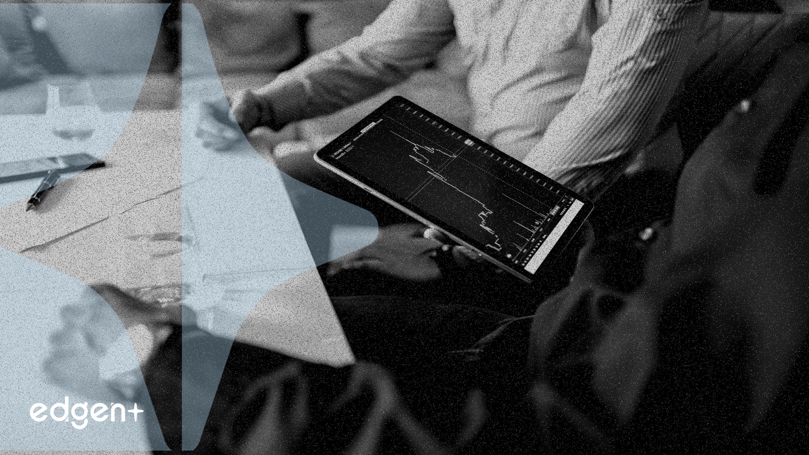 halimkhan75's tweet card. Circle Internet Group reported robust financial results for Q3 2025, exceeding analyst forecasts, driven by significant growth in revenue and USDC circulation. The company also announced plans to...