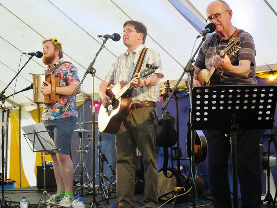 MamwiG's tweet card. It takes place from Thursday to Sunday at the Bowling Green Inn, Stoke Prior.