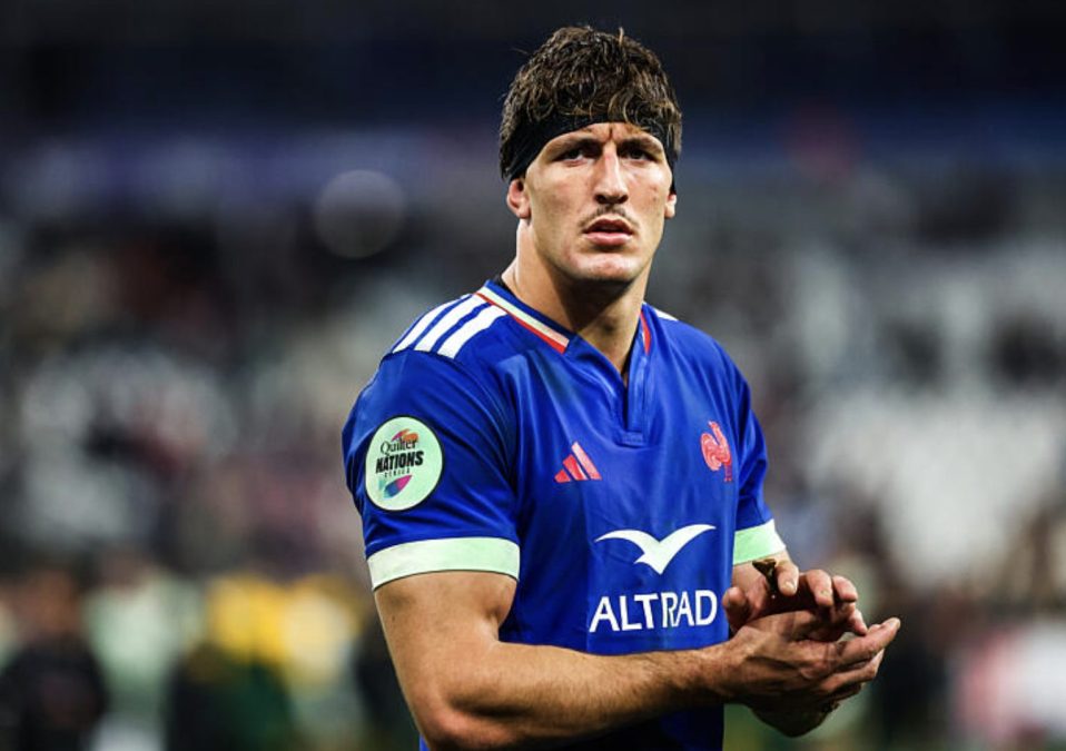 tanguyscigala's tweet card. La matinée avait commencé comme une séance classique, mais le rythme est vite retombé : après quelques minutes seulement, Oscar Jégou a quitté le terrain,