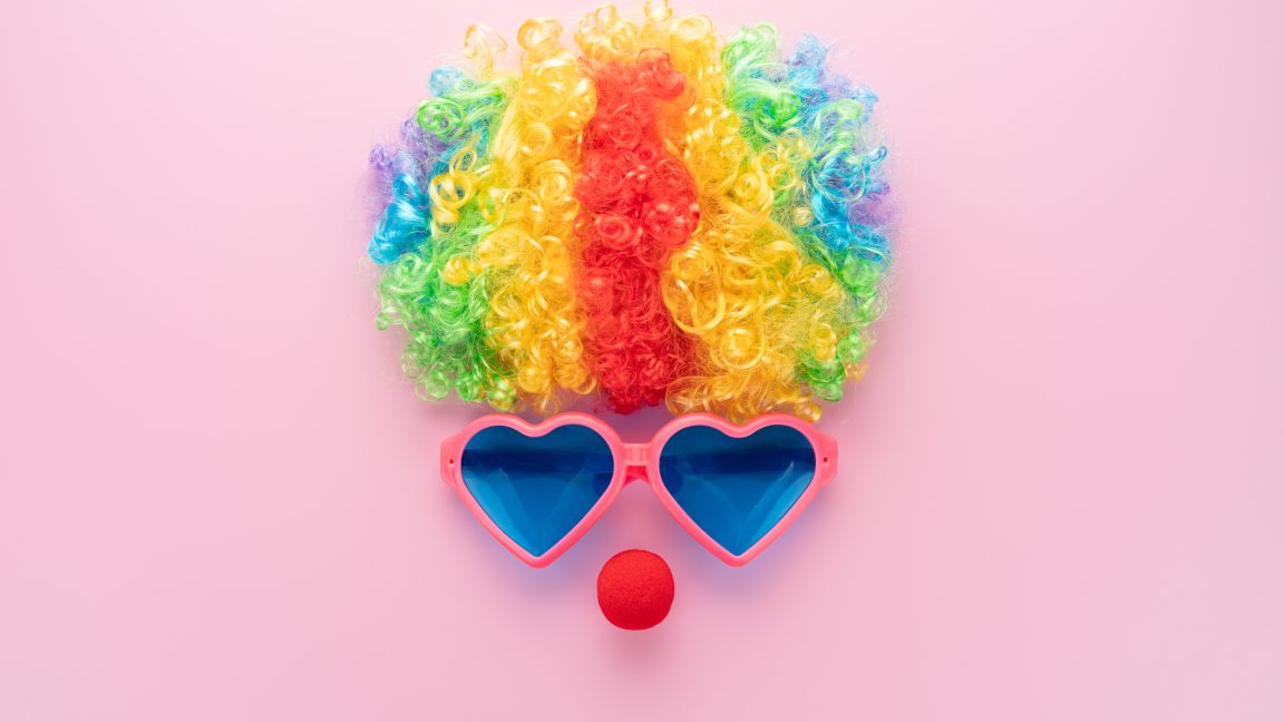 randomoracle's tweet card. Parody site ClownStrike defended the “obvious” fair use.